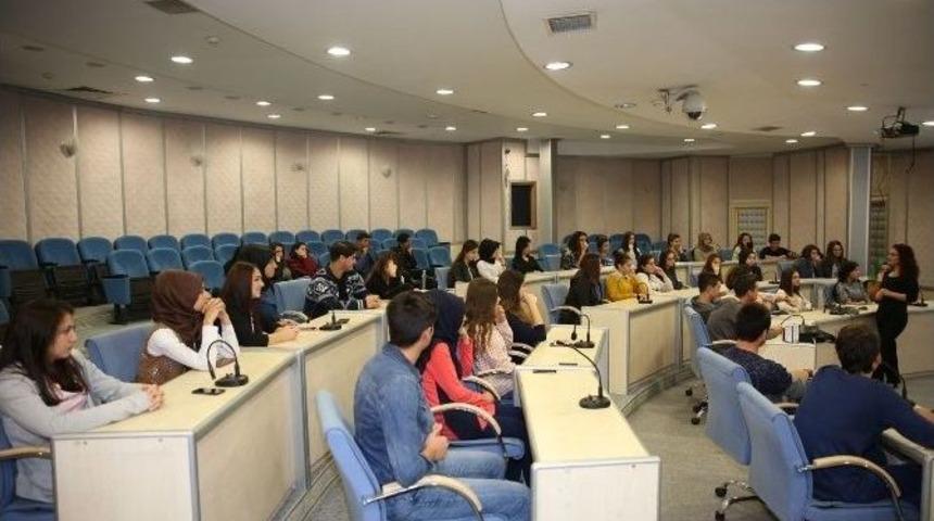 Stajyerlere &lsquo;iş Sağlığı Ve İş G&uuml;venliği&rsquo; Eğitimi