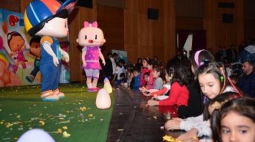 Aksaray Belediyesi Pepee İle Minikleri Buluşturdu