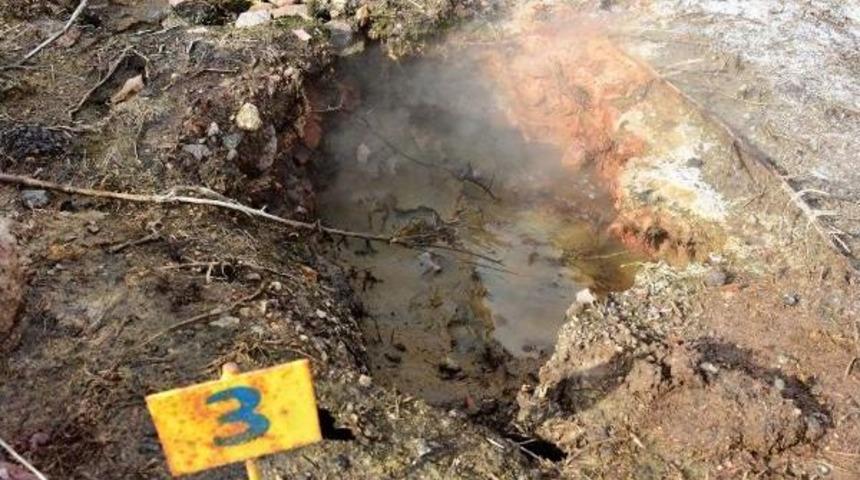 Deprem B&ouml;lgesinde 954 Yapı Hasar G&ouml;rd&uuml; (3)