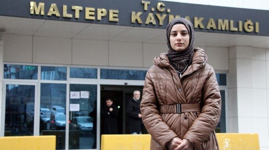 (&ouml;zel Haber) Baş&ouml;rt&uuml;l&uuml; Gen&ccedil; Kıza Minib&uuml;ste &Ccedil;irkin Saldırı