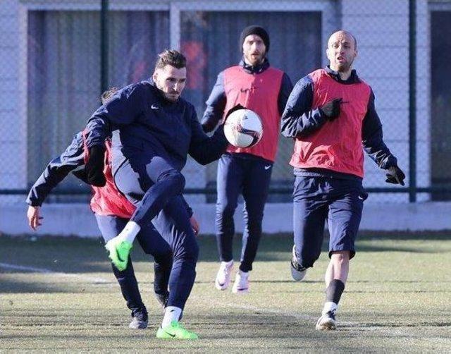 Osmanlıspor'da Olympiakos Maçı Hazırlıkları Başladı