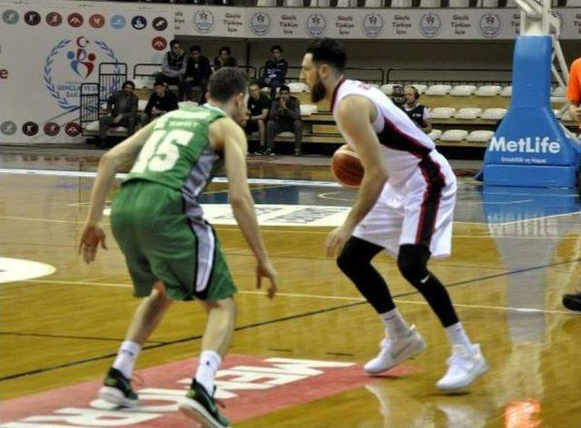 Gaziantep Basketbol - Darüşşafaka Doğuş: 85-89