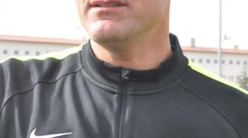 Eskişehirspor Alpay'la Yolları Ayırdı