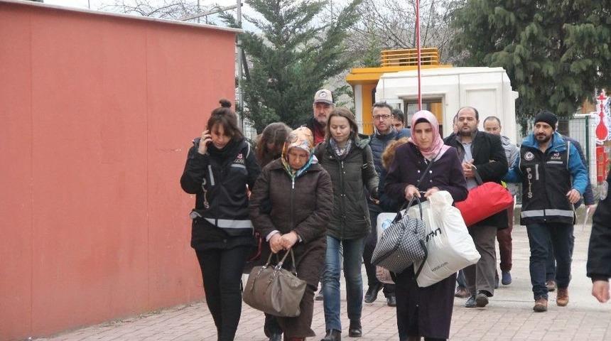 Kocaeli&rsquo;de 5 &Ouml;ğretmen Fet&ouml;&rsquo;den Tutuklandı