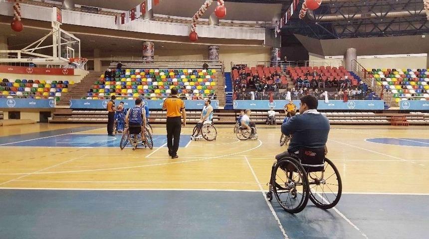 Bağcılarlı Basketbolcular 3&rsquo;te 3 Yaptı