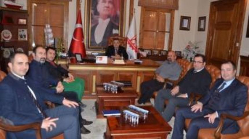 Kariyer Ve Bahar Şenliği Komisyonu &Uuml;yelerinden Başkan Yağcı&rsquo;ya Ziyaret