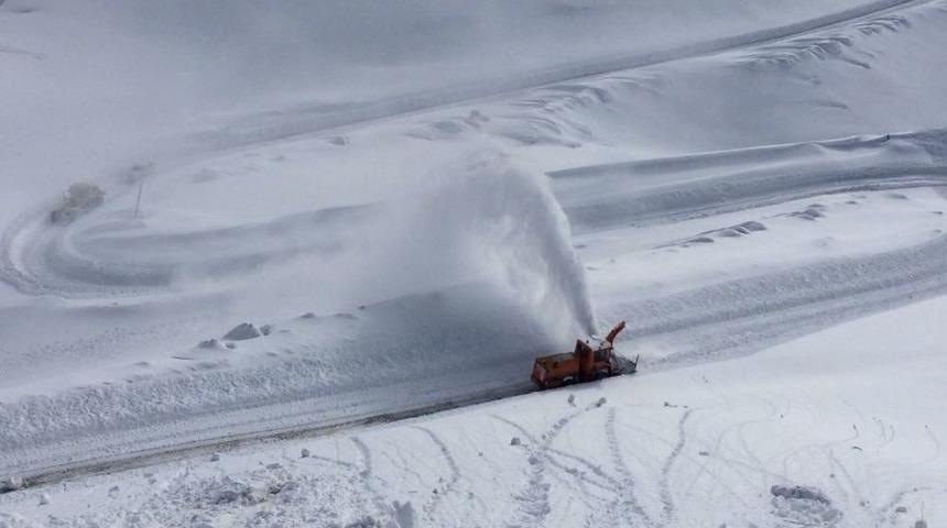 Van&rsquo;da Kar Yağışı
