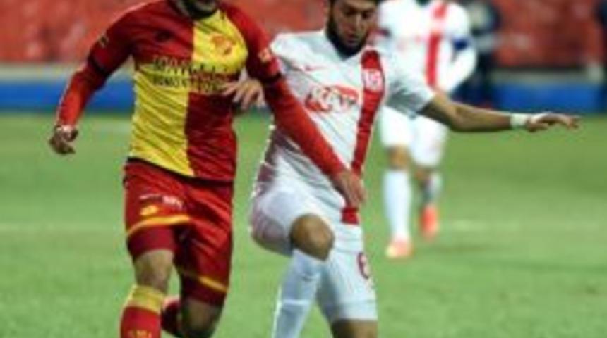 Balıkesirspor'da G&ouml;zler Bandırmaspor'da