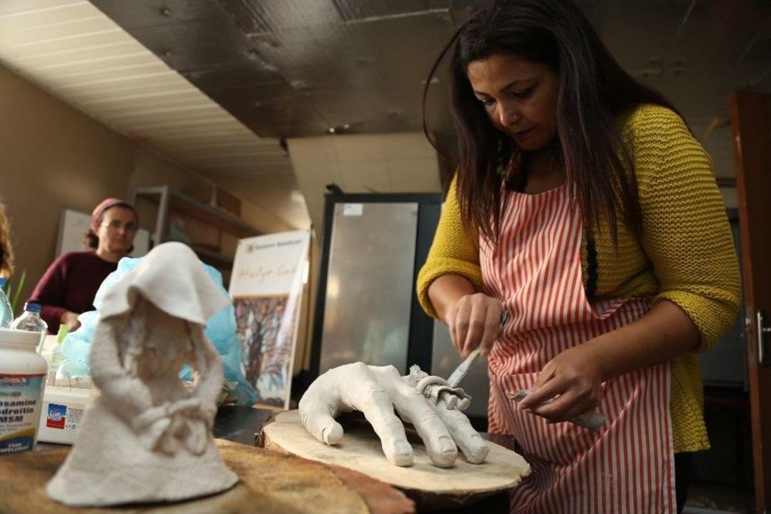 (&ouml;zel Haber) Yaşanan Acıları &Ccedil;amura Yansıttılar