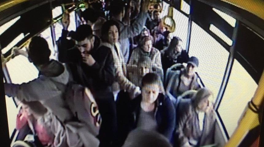 Hırsızlık Zanlısı Karı-koca Sevgililer G&uuml;n&uuml;ne Nezarethanede Girdi