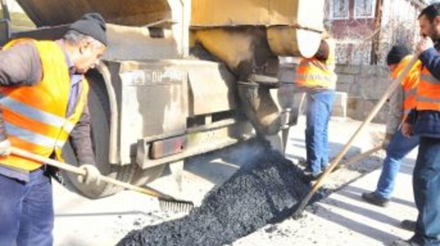 B&uuml;y&uuml;kşehir Yol Bakım Ve Onarım &Ccedil;alışmaları Devam Ediyor