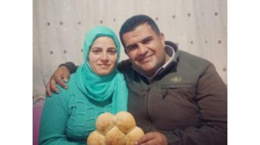 &Ccedil;i&ccedil;ek Ekmekle Sevgililer G&uuml;n&uuml;&rsquo;n&uuml; Kutladı