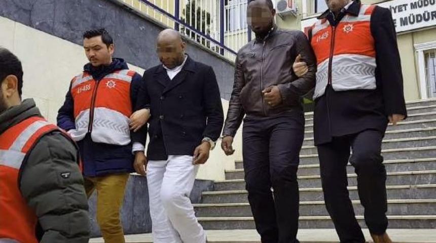 İstanbul'da S&ouml;zde "para Yapan Makine" Ele Ge&ccedil;irildi