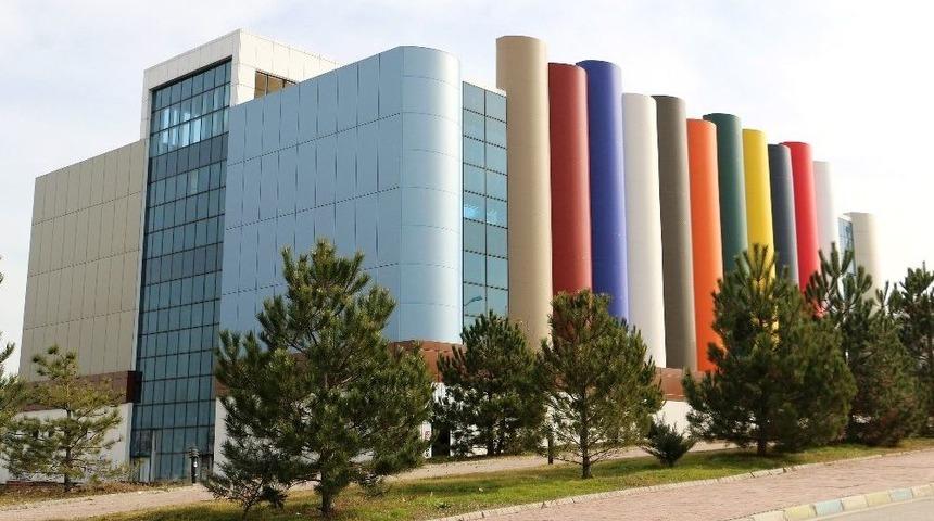 Kamil G&uuml;le&ccedil; K&uuml;t&uuml;phanesi 3 Nisan&rsquo;da Hizmete Giriyor