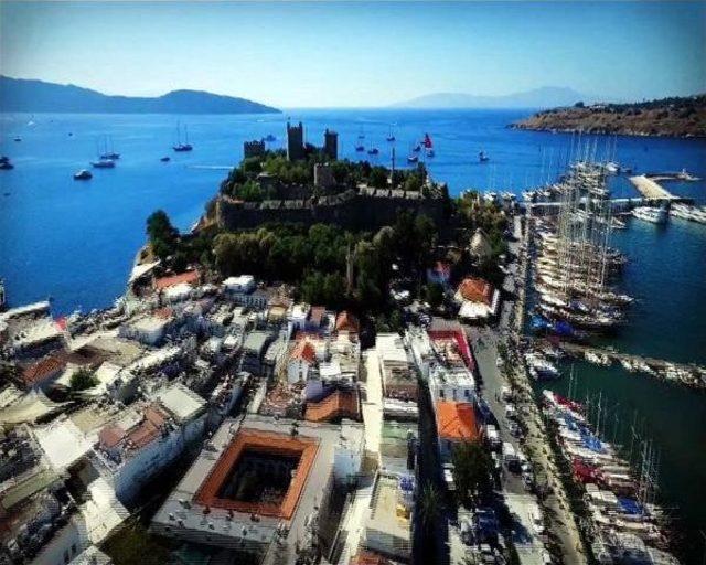 Bodrum'un Cennet Koylarını Dünya Izliyor