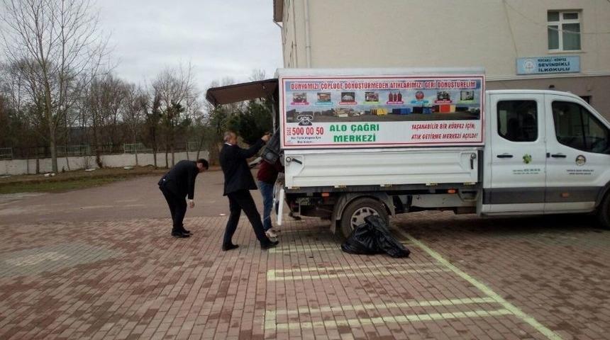 K&ouml;rfez&rsquo;de Elektronik Atık Toplama Yarışması