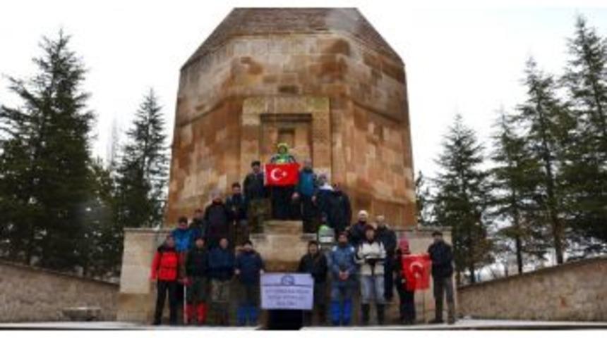 Afdos&rsquo;un Y&uuml;r&uuml;y&uuml;şleri S&uuml;r&uuml;yor