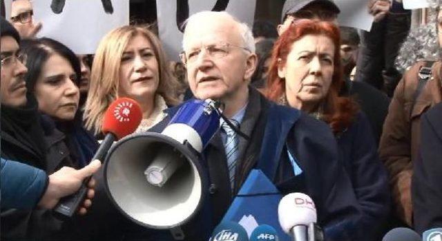 Prof. Kaboğlu, &Ouml;ğrenciler Ve Akademisyenler Tarafından Uğurlandı 3