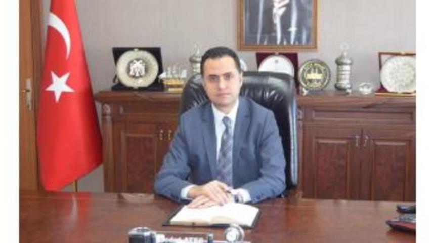 Refahiye Kaymakamı Fet&ouml;&rsquo;den Tutuklandı