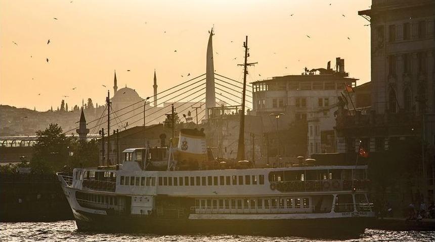 Suret-i Cihan Sanatseverlerle Buluşuyor