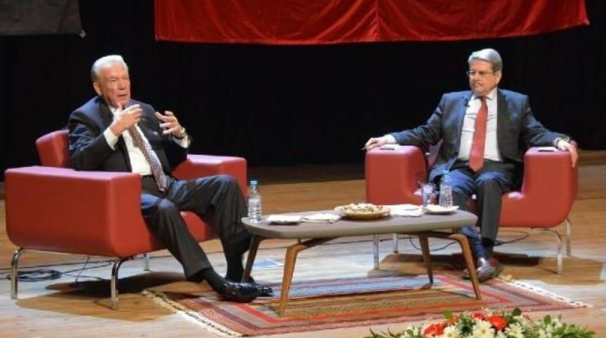 Uğur D&uuml;ndar'dan 'ter&ouml;rist' Yakıştırmasına Tepki