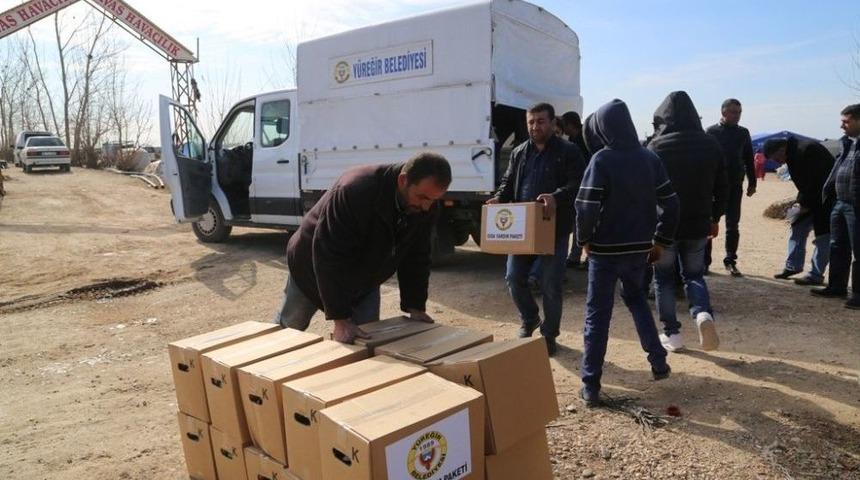 &Ccedil;adırları Yanan Ailelere Yardım