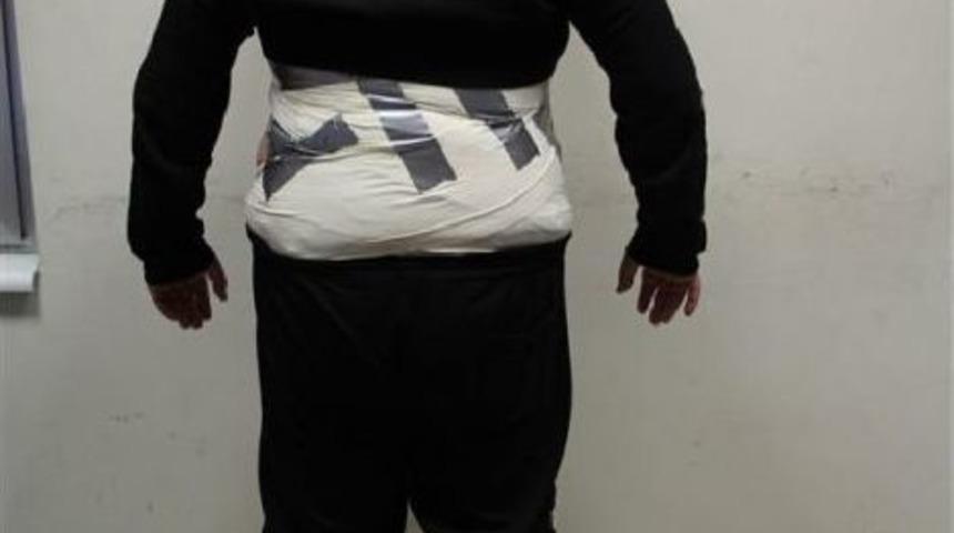 Kapıkule'de V&uuml;cuduna Sarılı 9.5 Kilo Eroinle Yakalandı