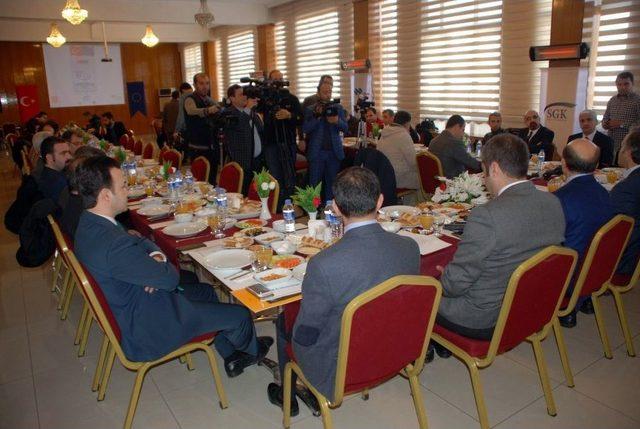 Kayıt Dışı &Ccedil;alışan Kadınlar İstihdama Kazandırılacak 1