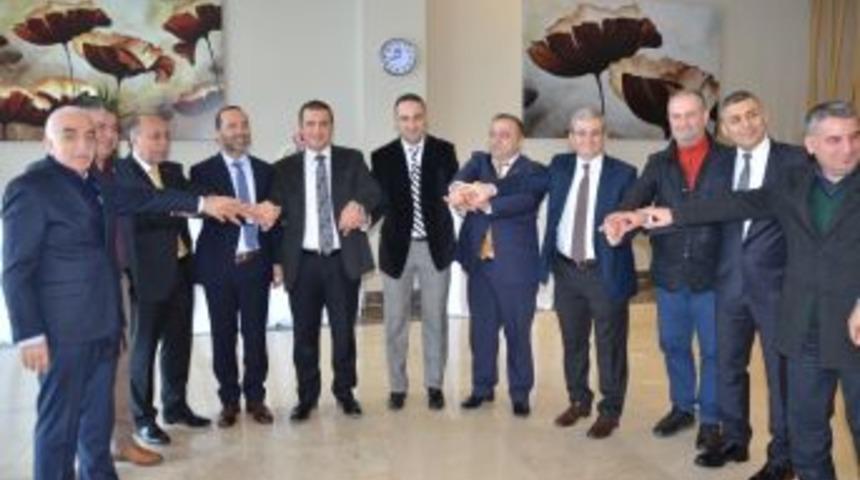 İhtiya&ccedil; Sahipleri İ&ccedil;in El Ele Verdiler