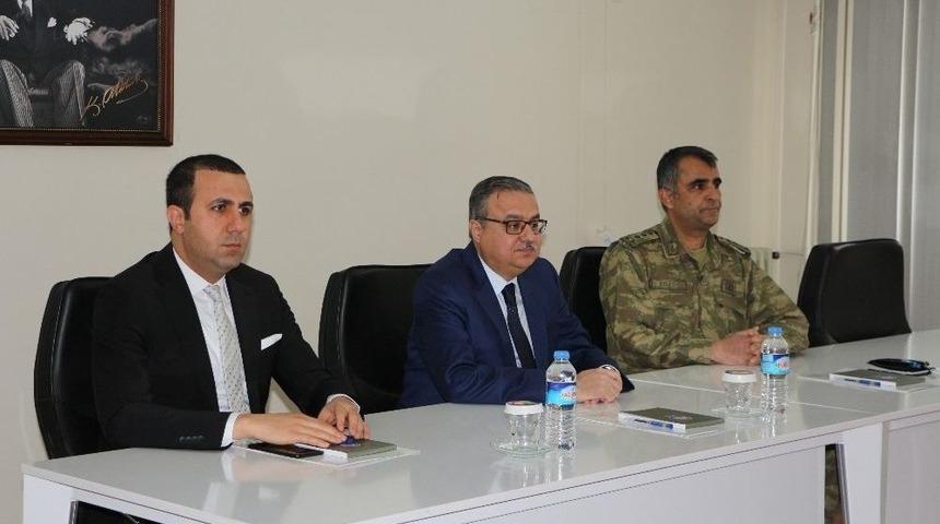 Şırnak Valisi Su Muhtarlarla Buluştu