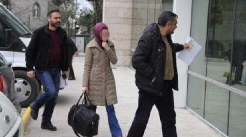 Fet&ouml;&rsquo;den G&ouml;zaltına Alınan Kadın &Ouml;ğretmen Tutuklandı