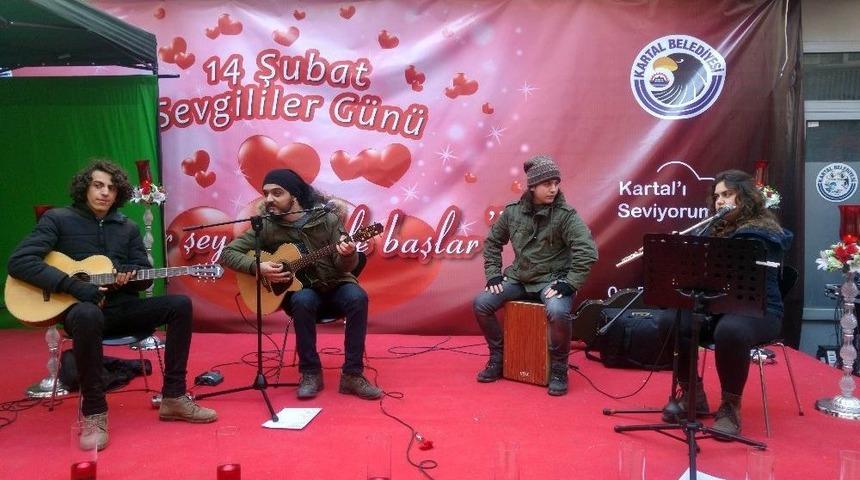 Kartal&rsquo;da &lsquo;sokakta Aşk Var&rsquo;