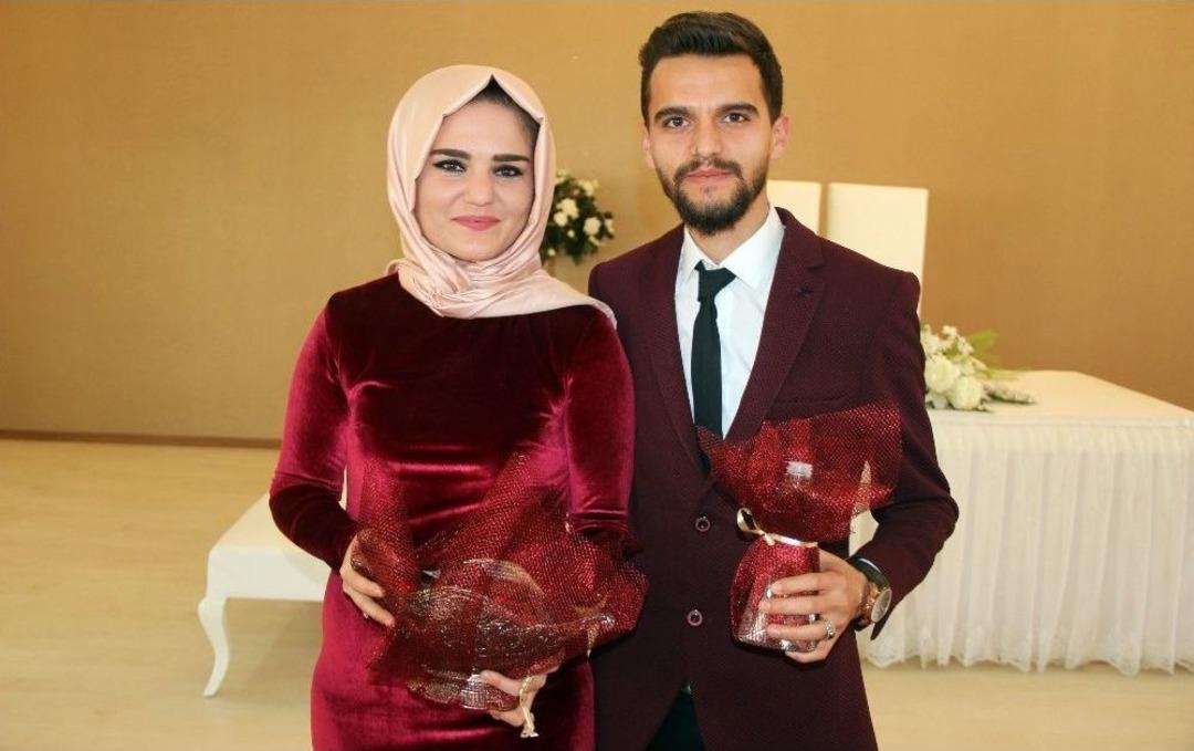 Alanya&rsquo;da 22 &Ccedil;ift Nikah İ&ccedil;in Sevgiler G&uuml;n&uuml;&rsquo;n&uuml; Se&ccedil;ti