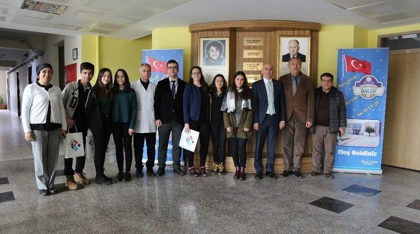 Rekt&ouml;r Yılmaz&rsquo;dan &Ouml;ğrencilere Kariyer Planlama Konulu Seminer