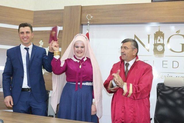 Niğde’de 14 Şubat’ta 11 Çift Nikah Kıydırdı