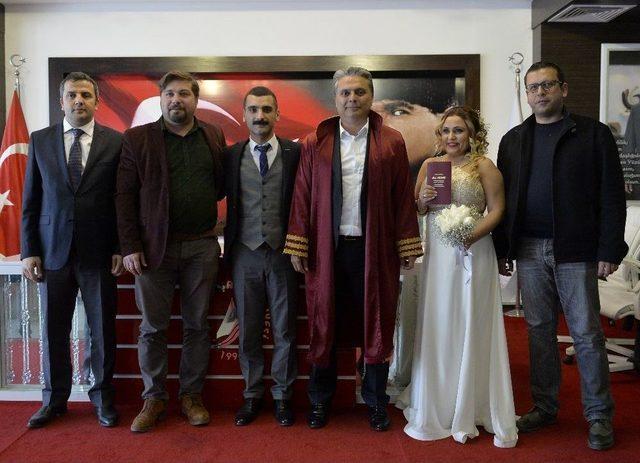 Antalya’daki Nikah Salonları Sevgililer Günü’nde Doldu