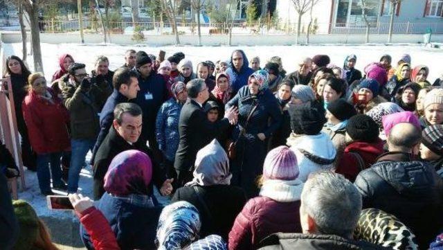 Çerkezköy'de Kötü Koku Nedeniyle 'maskeli' Eğitim