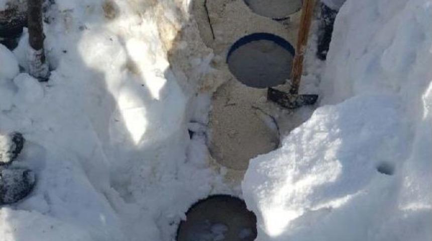 Tunceli'de Tespit Edilen 5 Sığınakta 450 Kg Amonyum Nitrat Ele Ge&ccedil;irildi