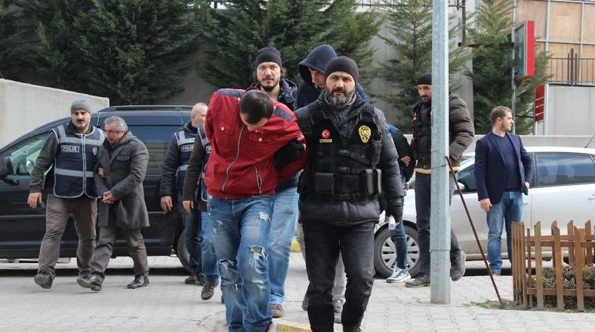 Karab&uuml;k Merkezli 3 İlde Uyuşturucu Operasyonu: 11 G&ouml;zaltı