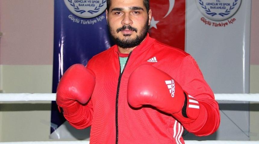 Malatyalı Boks&ouml;rlerin &Uuml;niversiteler Arası T&uuml;rkiye Şampiyonası Hazırlıkları S&uuml;r&uuml;yor