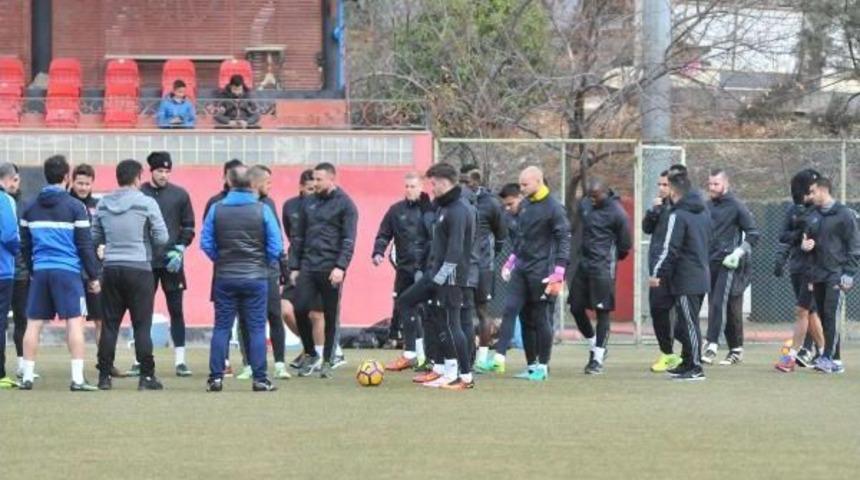 B&uuml;lent Uygun: Hep Birlikte Kurtuluş M&uuml;cadelesi Veriyoruz