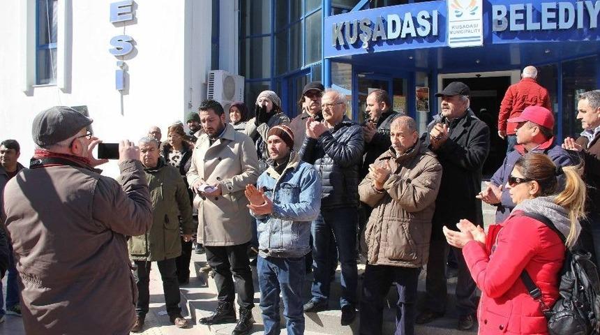 Kuşadası&rsquo;nda Toprak Kayması Mağdurlarından Eylem