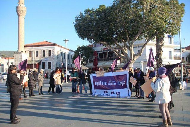 Sevgililer Günü’nde “tek Taşını Al, Kafana Çal” Eylemi