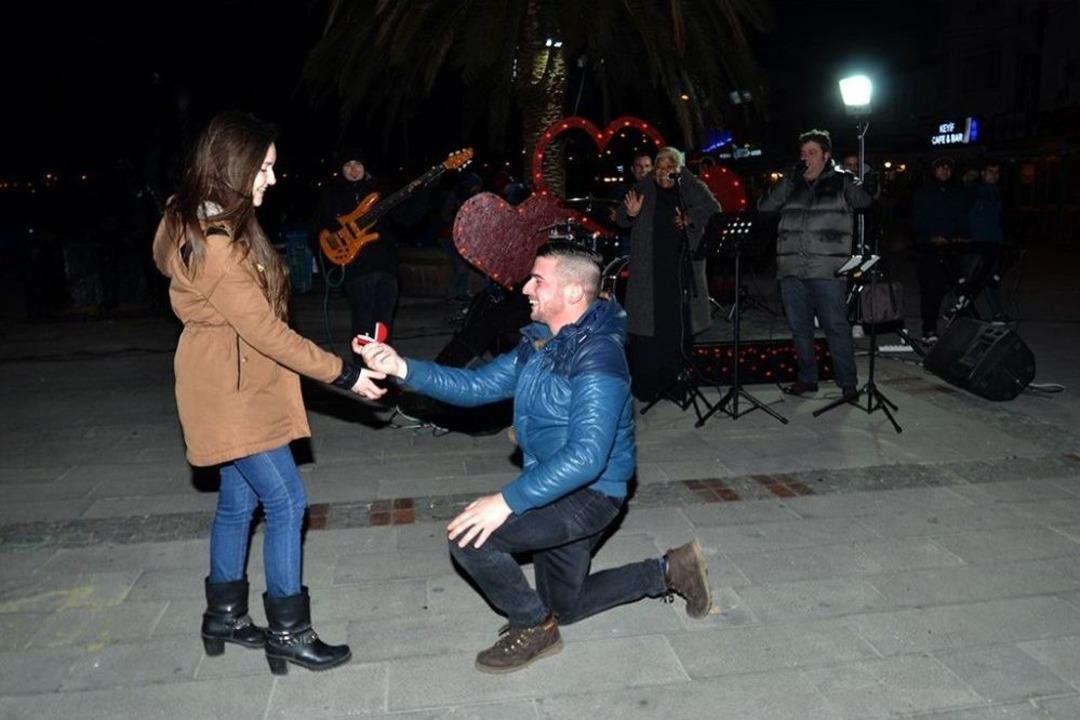 Fo&ccedil;a Sevgiyle Isındı