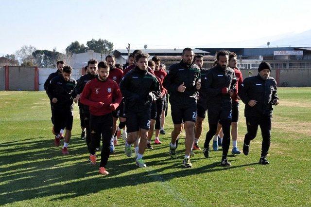 Sabri Baba Oldu, Takımını Baklavaya Doyurdu