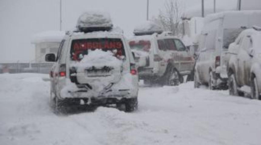 Hakkari&rsquo;de Kar Esareti