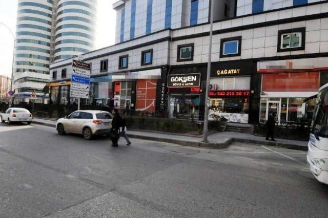 Gaziantep'te, Banka Ve Atm Saldırganı Kamerada