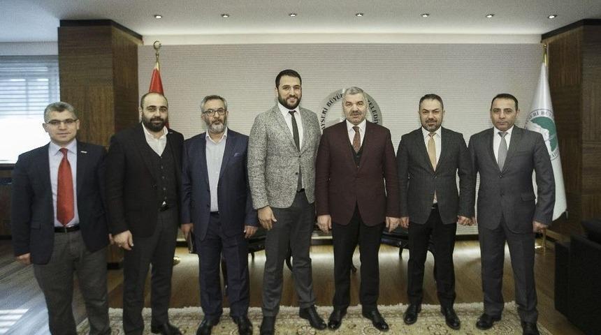 M&uuml;siad Y&ouml;netimi Başkan &Ccedil;elik&rsquo;i Ziyaret Etti