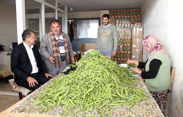 Başkan Turgut, Meyve Ve Sebze Hali Esnafını Ziyaret Etti 1