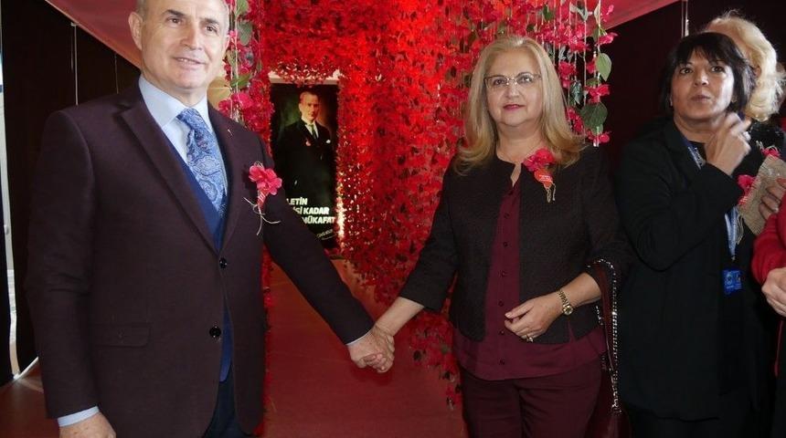 Büyükçekmeceliler Sevgi Gününde Tek Yürek Oldu